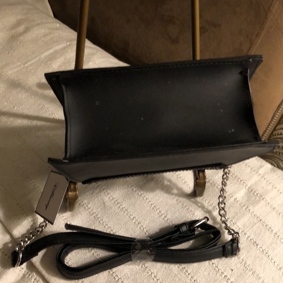 Disney Minnie Mouse crossbody - Picture 5 of 7